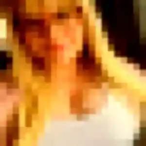 Delphine (22 ans) à Betton propose un rencontre libertine rapidement