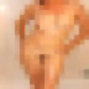 Photo sexy de Delia, 24 ans à Biarritz - plan discret