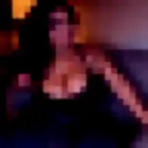 Kim, femme de 20 ans propose rencontre libertine à Biguglia