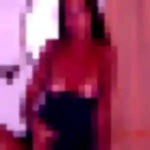 Profil de Caroline à Billère (25 ans) - rencontre libertine gratuit