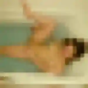 Alessandra, 43 ans, en ligne à Bouéni pour une rencontre coquine