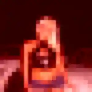 Fanny, 22 ans, en ligne à Canet-en-Roussillon pour une rencontre coquine