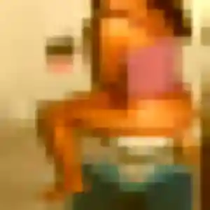 Catherine, 36 ans, connectée à Carqueiranne pour un rencontre libertine