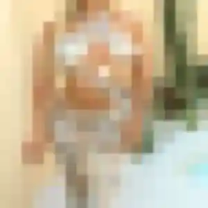 Rencontre Laurence, 25 ans à Châlette-sur-Loing en privé