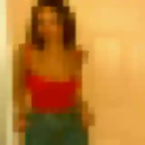 Anastasia, 20 ans, dispo pour rencontre libertine à Charenton-le-Pont