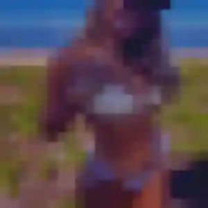 Sexy Albertine, 31 ans à Condé-en-Normandie - voir sa photo