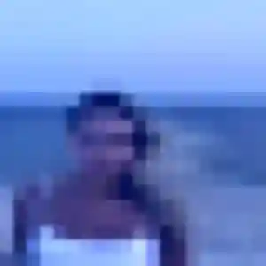 Bettina, 23 ans, cherche un rencontre libertine à Cormelles-le-Royal