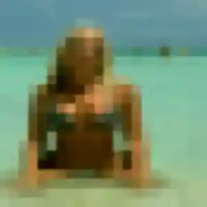 Photo de Nina à Crozon (20 ans) - rencontre libertine gratuit