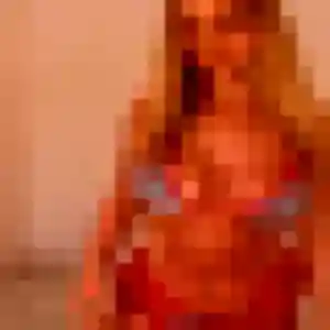 Rosemarie, 22 ans, disponible à Cuges-les-Pins pour un rencontre libertine