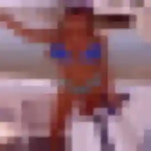 Photo de Solange à Épinay-sur-Orge (27 ans) - rencontre libertine anonyme