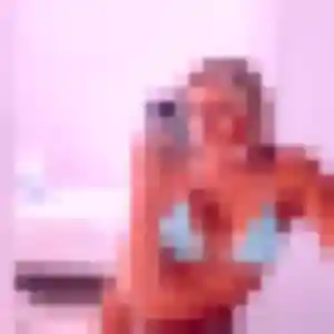 Alienor, 30 ans, dispo pour rencontre libertine à Faverges-Seythenex