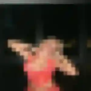 Celia, 21 ans, dispo pour rencontre libertine à Gières