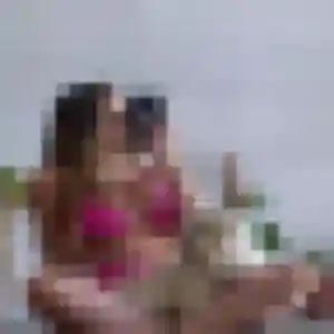 Faustine (28 ans) à La Courneuve propose une rencontre aujourd'hui