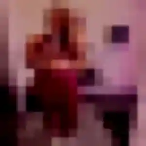 Amira, 40 ans, en ligne à Larmor-Plage pour une rencontre coquine