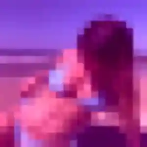 Photo de Aurelie à Louhans (28 ans) - rencontre libertine gratuit