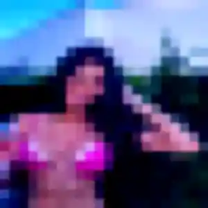 Zara, 24 ans, connectée à Massy pour une rencontre coquine
