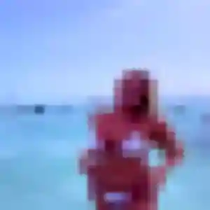 Marie-Cecile, femme de 24 ans cherche rencontre libertine à Meyreuil