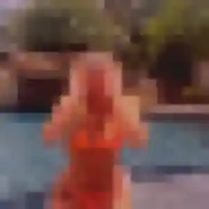Nicole, 27 ans, connectée à Mions pour un rencontre libertine
