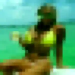 Photo privée de Lamia, 44 ans à Mouroux - rencontre sans lendemain
