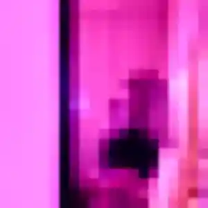 Noura, 22 ans, connectée à Nevers pour une rencontre coquine