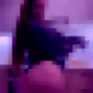 Mylene, 22 ans, connectée à Peypin pour un rencontre libertine