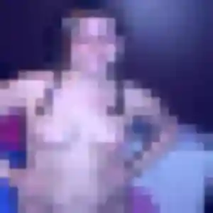 Rencontre Djamila, 28 ans à Plescop gratuitement
