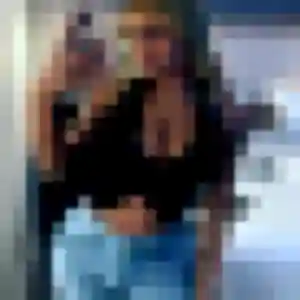 Rejoins Hermine, 36 ans à Plescop en privé