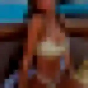 Cindy, 36 ans, en ligne à Ploemeur pour une rencontre coquine