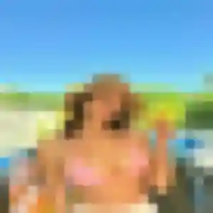 Rejoins Laurence, 32 ans à Puteaux gratuitement