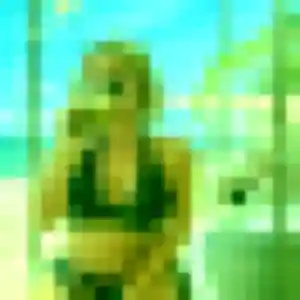 Axelle, femme de 19 ans cherche rencontre libertine à Quimperlé