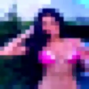 Joanne, 19 ans, disponible à Quincy-Voisins pour une rencontre coquine