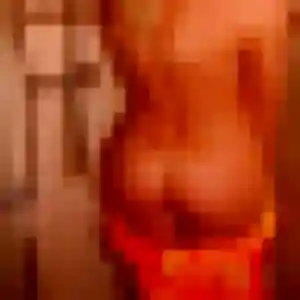 Sexy Oumaima, 27 ans à Roost-Warendin - la contacter