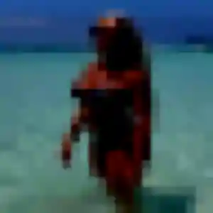 Daphne, femme de 19 ans propose rencontre libertine à Saint-André-des-Eaux