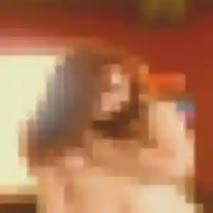 Photo de Suzanne à Saint-Pierre-d'Oléron (36 ans) - rencontre libertine discret