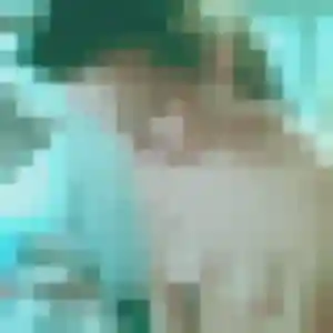 Marie-Louise, 20 ans, connectée à Saint-Saturnin-lès-Avignon pour une rencontre coquine