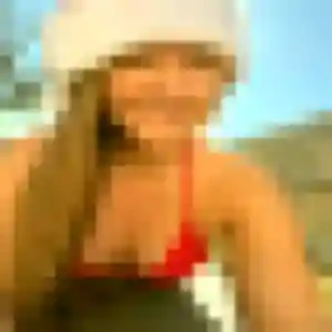 Photo de Adeline à Sausset-les-Pins (41 ans) - rencontre libertine anonyme