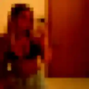 Vicky, 20 ans, connectée à Seyssins pour une rencontre coquine