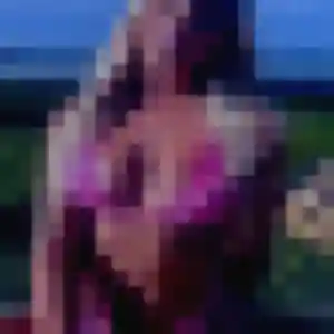 Photo exclusive de Flore, 21 ans à Simiane-Collongue - plan discret