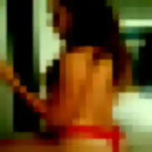 Coralie, 19 ans, connectée à Sucy-en-Brie pour une rencontre coquine