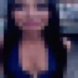 Louise, 36 ans, connectée à Thiers pour une rencontre coquine