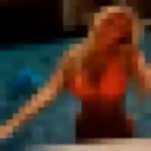 Photo exclusive de Catherine, 22 ans à Vaison-la-Romaine - plan discret