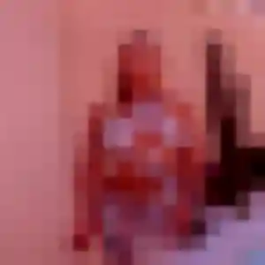 Blanche, femme de 21 ans cherche rencontre libertine à Val-de-Reuil