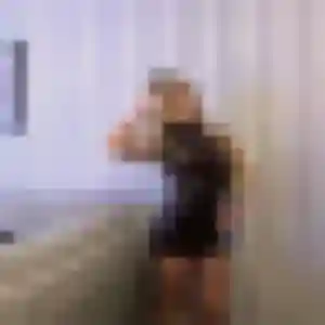 Photo de Leila à Veauche (39 ans) - rencontre libertine discret