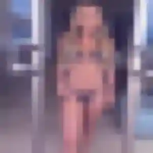 Lena (24 ans) à Vence propose une rencontre aujourd'hui
