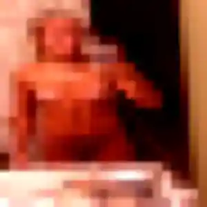 Emmanuelle, femme de 23 ans propose rencontre libertine à Villepreux