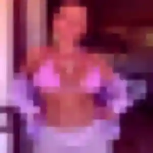 Brune, fille de 40 ans cherche rencontre libertine à Wallers